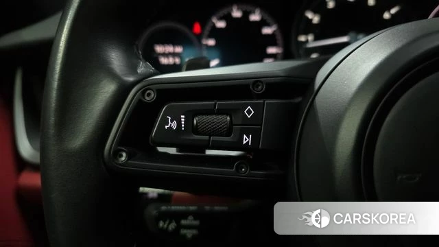 Porsche 911(992) id 5023412 из Кореи 24
