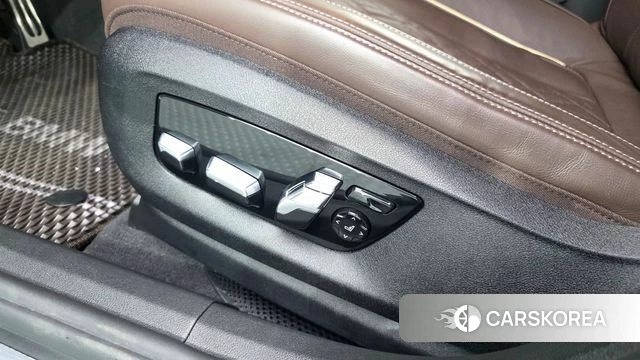 BMW 6 Series GT (G32) id 5046245 из Кореи 24