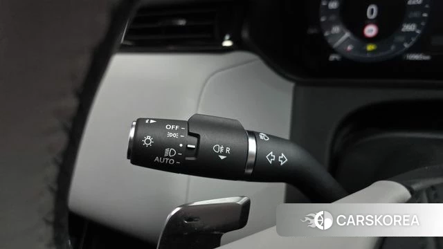 Land Rover Range Rover Velar id 4897736 из Кореи 24