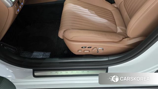 Hyundai Grandeur Hybrid (GN7) id 5011106 из Кореи 24