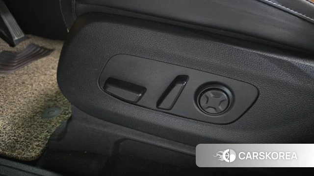 Kia Carnival 4th generation id 4731116 из Кореи 24