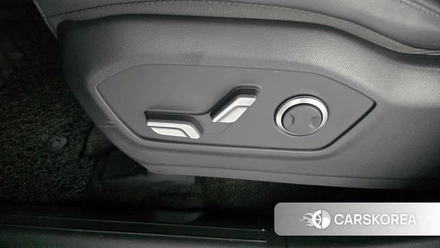 Hyundai Santa Fe (MX5) id 4990484 из Кореи 24