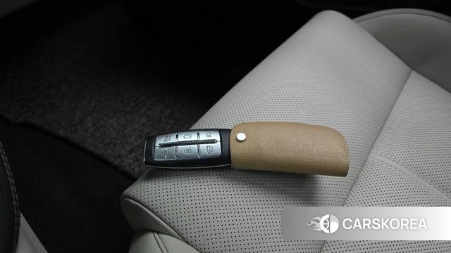 Genesis The New G70 id 4986306 из Кореи 24