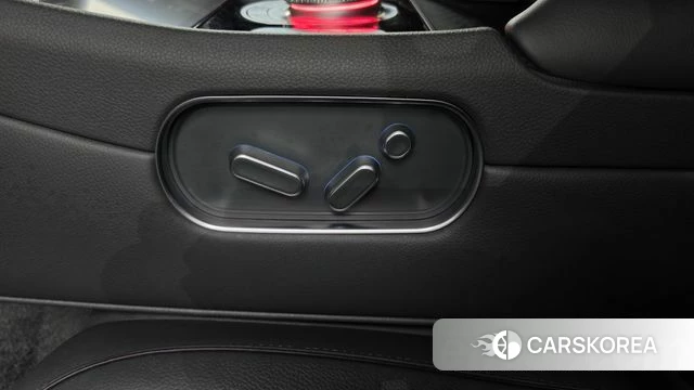 Genesis G90 (RS4) id 4997198 из Кореи 24