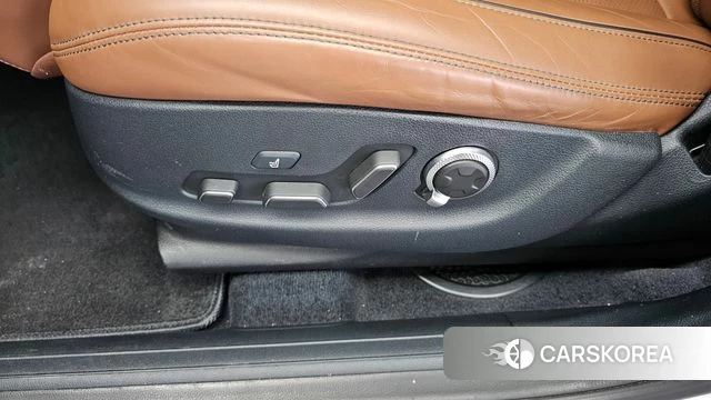 Genesis GV70 id 5060141 из Кореи 24