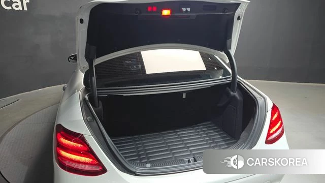 Mercedes-Benz E-Class W213 id 4998900 из Кореи 24