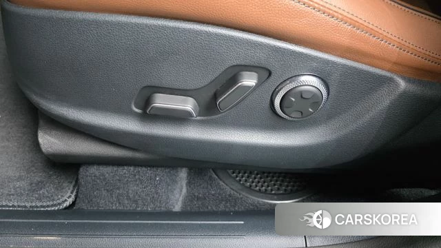 Genesis GV70 id 4935860 из Кореи 24