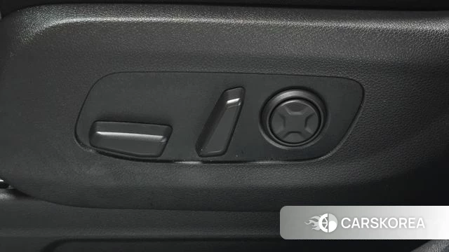 Kia Carnival 4th generation id 4991039 из Кореи 24