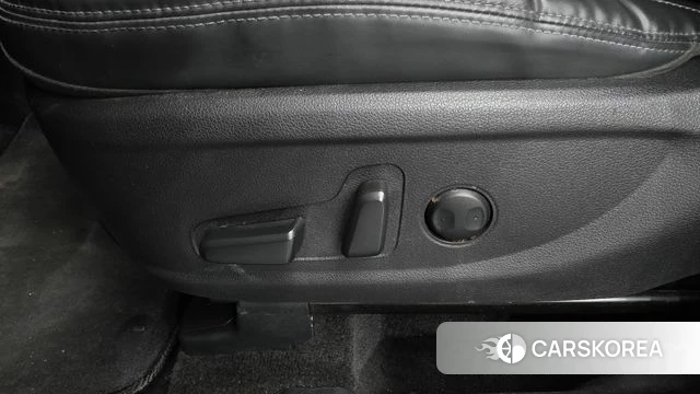 Hyundai The New Santa Fe id 4707850 из Кореи 24