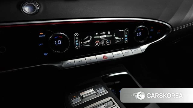Genesis GV70 id 4958468 из Кореи 24