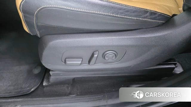 Kia Carnival 4th generation id 5047641 из Кореи 24