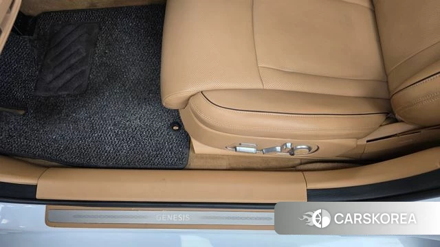 Genesis G90 (RS4) id 5021301 из Кореи 24