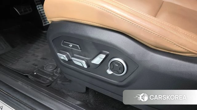 Hyundai Santa Fe (MX5) id 5039644 из Кореи 24