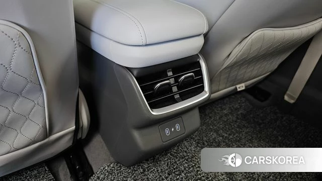 Hyundai Grandeur Hybrid (GN7) id 5021846 из Кореи 24
