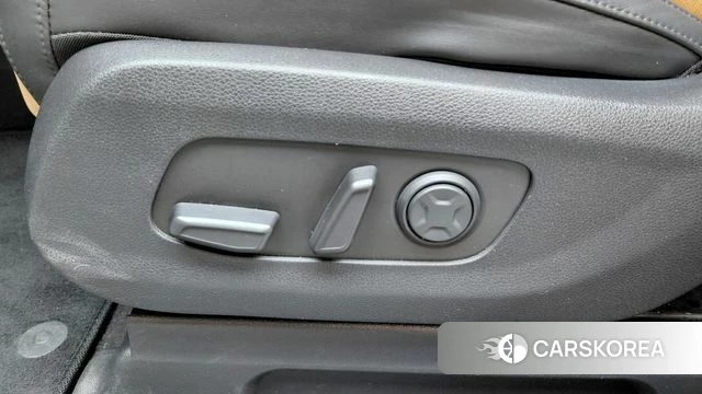 Kia Carnival 4th generation id 4716117 из Кореи 24