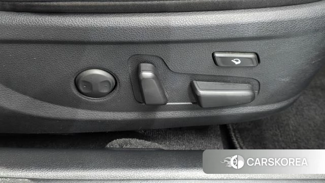 Hyundai The New Grandeur IG id 4987562 из Кореи 24