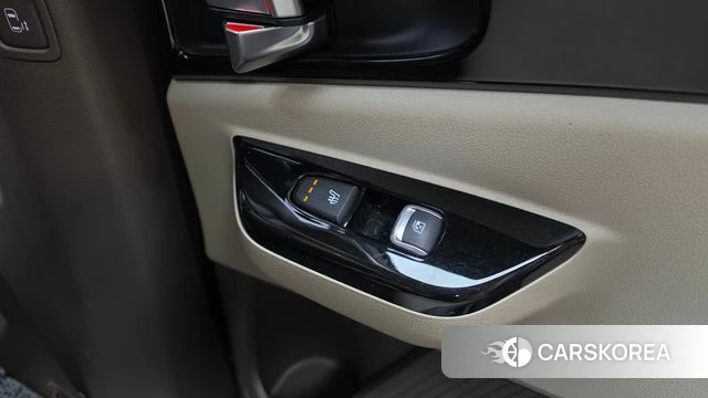 Kia Carnival 4th generation id 4965471 из Кореи 24