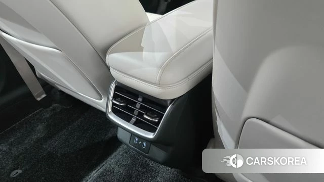 Hyundai Grandeur Hybrid (GN7) id 4773569 из Кореи 24