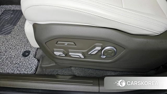 Hyundai Santa Fe (MX5) id 4985204 из Кореи 24