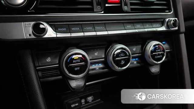 Genesis G70 id 5036072 из Кореи 24