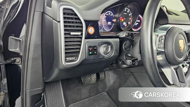 Porsche Cayenne (PO536) id 4918663 из Кореи 24