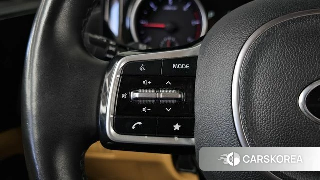 Kia Carnival 4th generation id 4899619 из Кореи 24