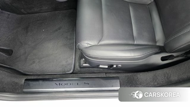Tesla Model S id 4990886 из Кореи 24