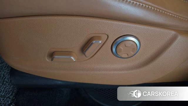 Genesis GV80 id 5001719 из Кореи 24