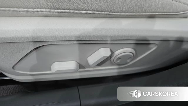 Hyundai Grandeur (GN7) id 4996259 из Кореи 24