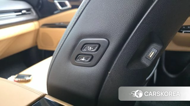 Kia Carnival 4th generation id 5021614 из Кореи 24