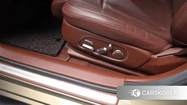 Genesis G90 (RS4) id 4966084 из Кореи 24
