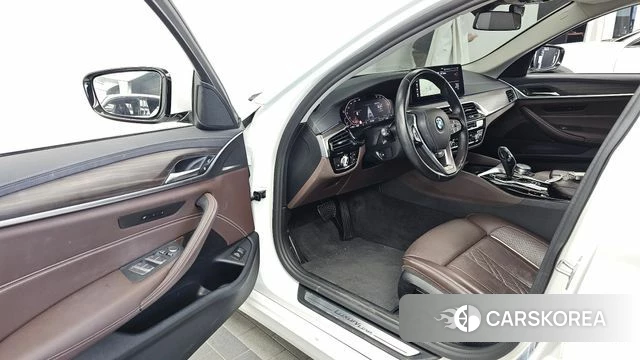 BMW 5 Series (G30) id 5047795 из Кореи 24