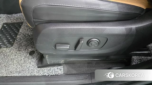 Kia Carnival 4th generation id 4965888 из Кореи 24