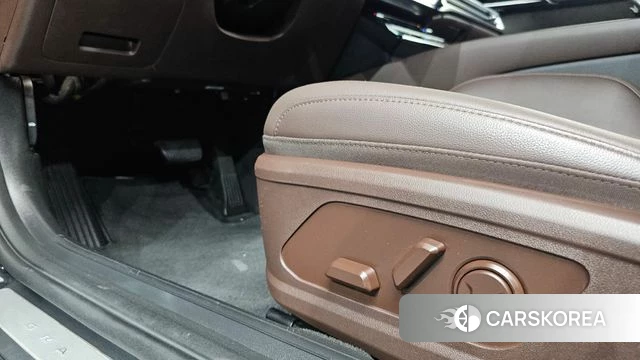 Hyundai Grandeur Hybrid (GN7) id 4950793 из Кореи 24