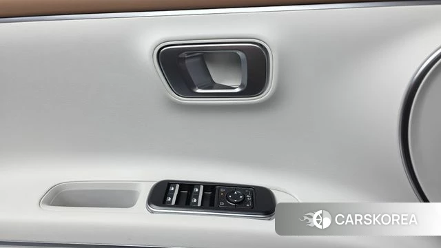 Hyundai The New Granger (GN7) id 4990160 из Кореи 24