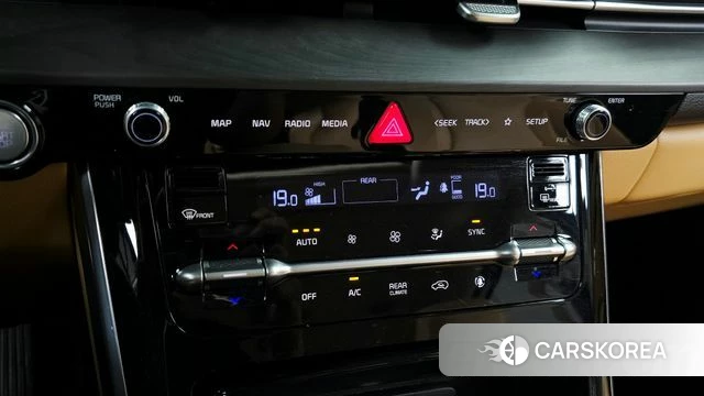 Kia Carnival 4th generation id 4992439 из Кореи 24