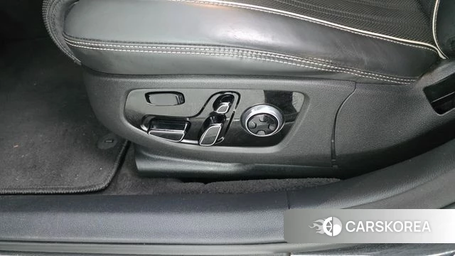 Genesis G90 id 4993216 из Кореи 24