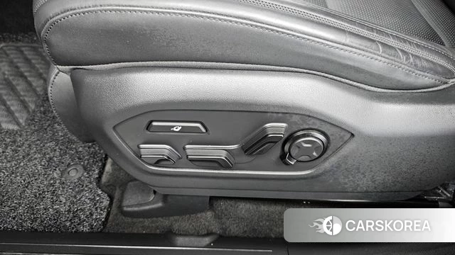 Hyundai Santa Fe (MX5) id 4957565 из Кореи 24