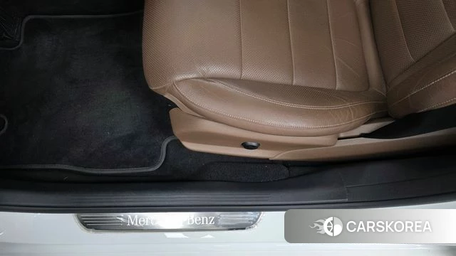 Mercedes-Benz E-Class W213 id 4997806 из Кореи 24
