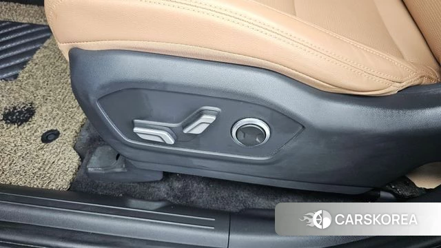 Hyundai Santa Fe (MX5) id 4700876 из Кореи 24