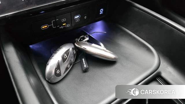 Hyundai Grandeur Hybrid (GN7) id 4950462 из Кореи 24