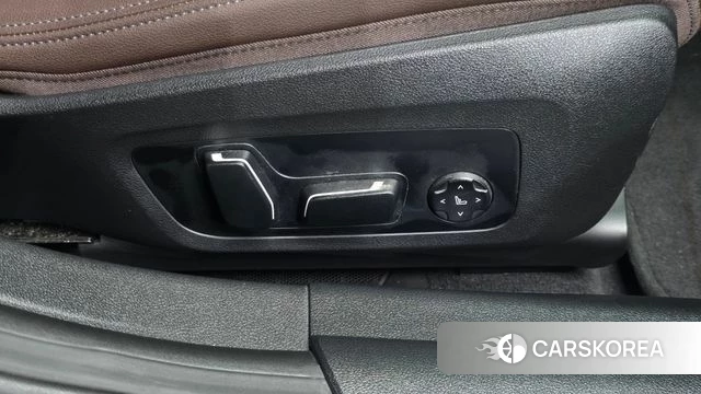BMW 4 Series (G22) id 4934689 из Кореи 24