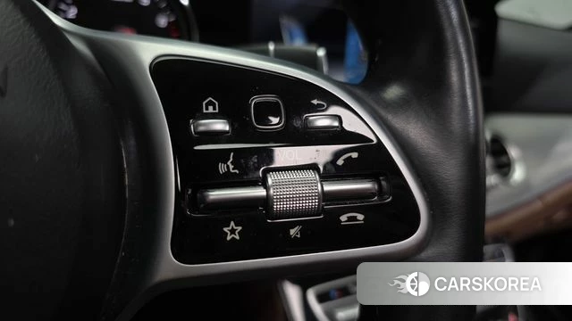 Mercedes-Benz E-Class W213 id 4960191 из Кореи 24