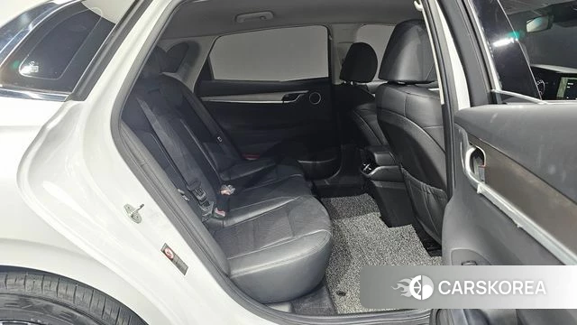 Hyundai The New Grandeur IG Hybrid id 4936814 из Кореи 24