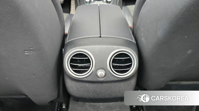 Mercedes-Benz C-Class W205 id 4992368 из Кореи 24
