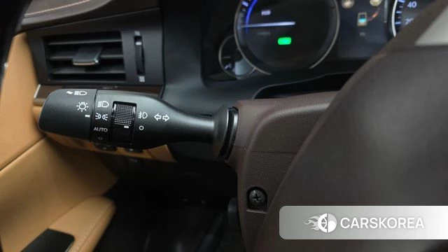 Lexus New ES300h id 4944453 из Кореи 25