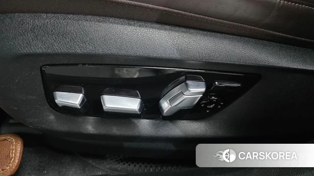 BMW 6 Series GT (G32) id 5018536 из Кореи 24