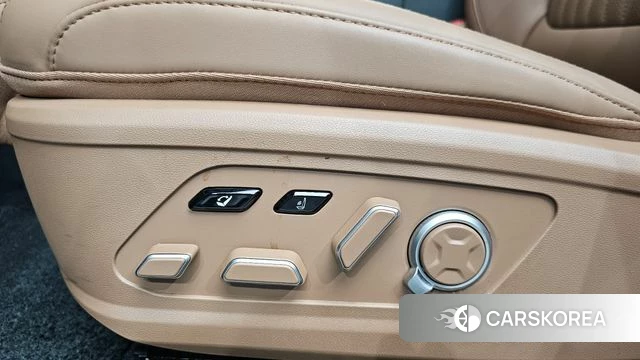 Hyundai Grandeur Hybrid (GN7) id 4669654 из Кореи 24