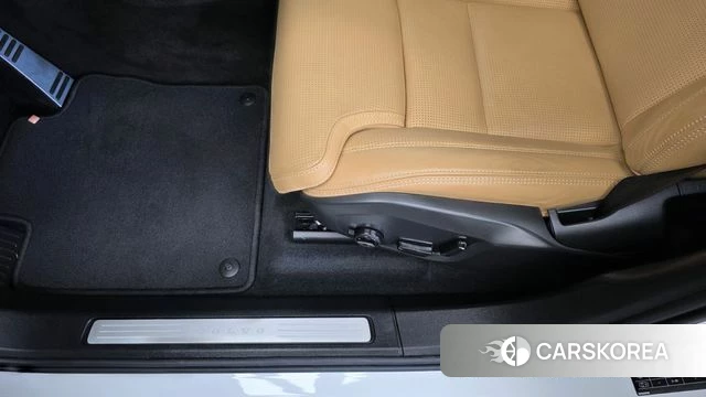 Volvo XC60 second Generation id 4898292 из Кореи 24