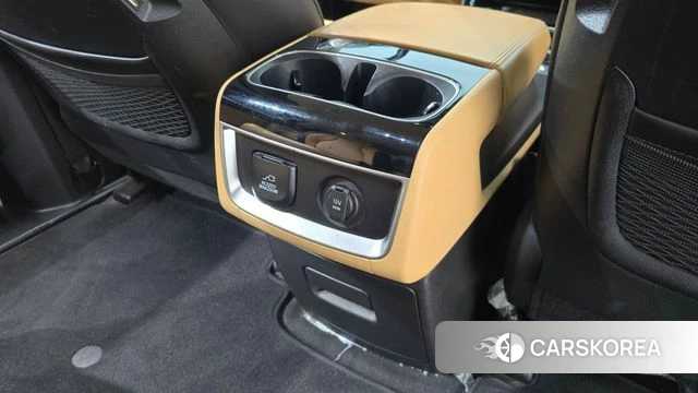 Kia Carnival 4th generation id 4732156 из Кореи 24